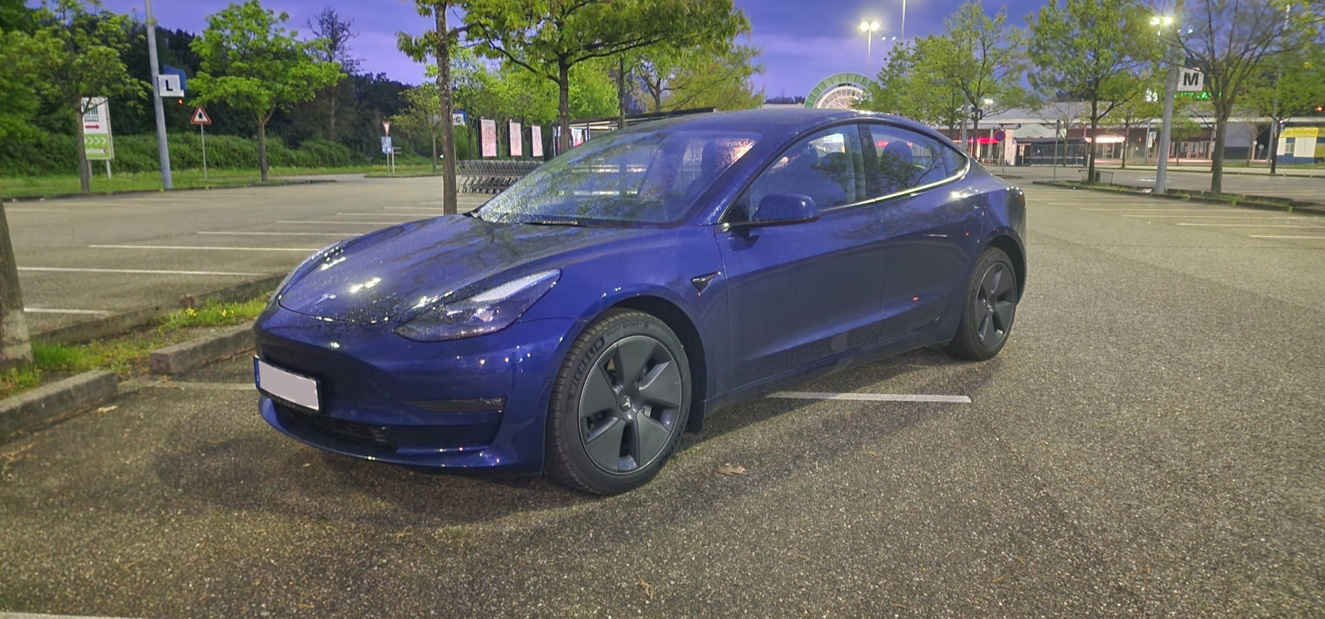 Tesla Model 3 - Long Range