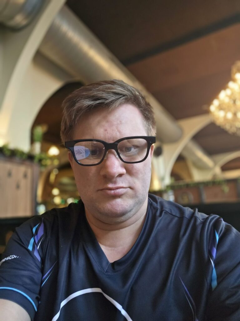 Selfie mit der Rokid Glasses - AR Brille